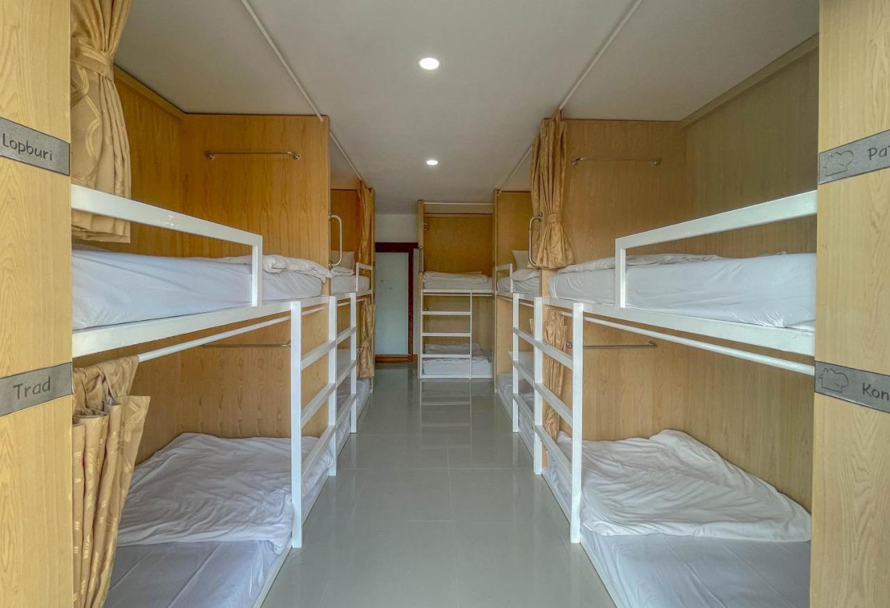 Potae'S House Hostel Chiang Mai Bagian luar foto